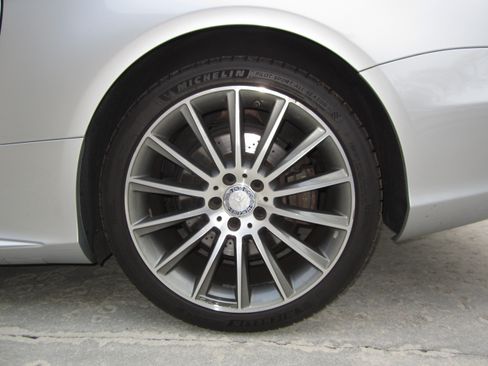 Used 2017 Mercedes-Benz SL 450 image 21