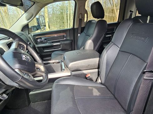 Used 2018 RAM 2500 Laramie image 8