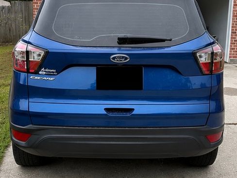 Used 2018 Ford Escape S FWD image 5