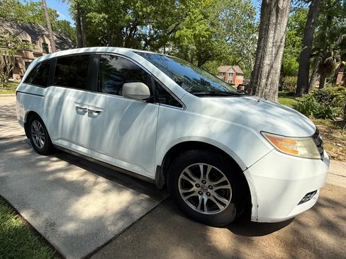 Used 2013 Honda Odyssey EX-L image 1