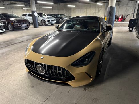 Used 2025 Mercedes-Benz AMG GT 63 image 8