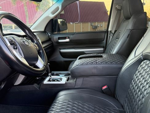 Used 2016 Toyota Tundra SR5 image 13