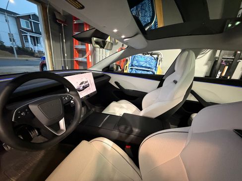 Used 2025 Tesla Model 3 Performance image 6