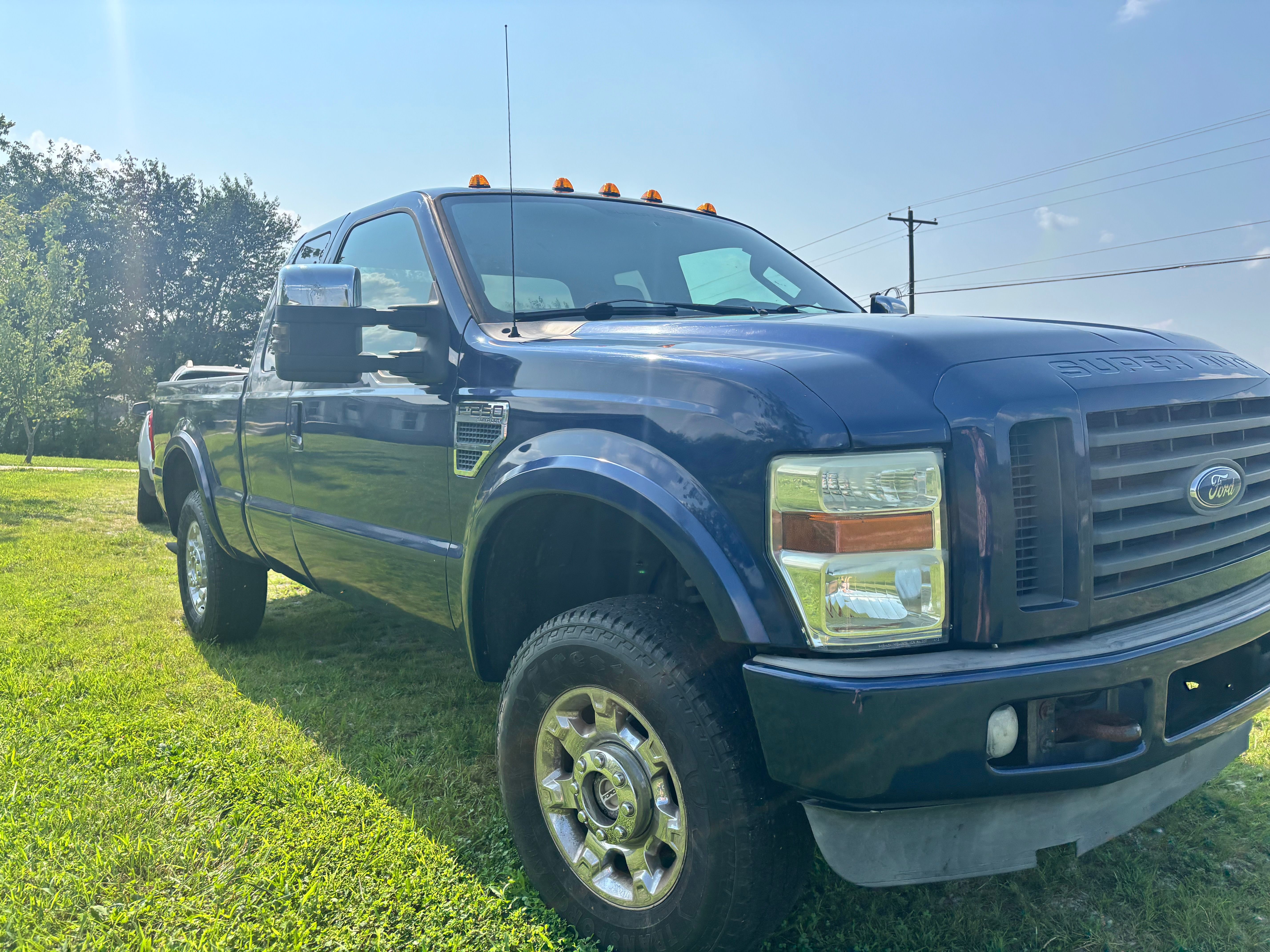 Used 2008 Ford F250 FX4 AWD/4WD image 1