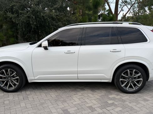 Used 2019 Volvo XC90 T6 Momentum w/ Advanced Package AWD/4WD image 9