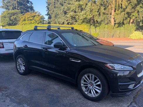 Used 2017 Jaguar F-PACE Prestige AWD/4WD image 1