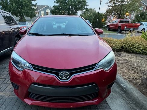 Used 2015 Toyota Corolla S image 4