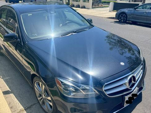 Used 2016 Mercedes-Benz E 350 Sedan w/ Premium Package image 4