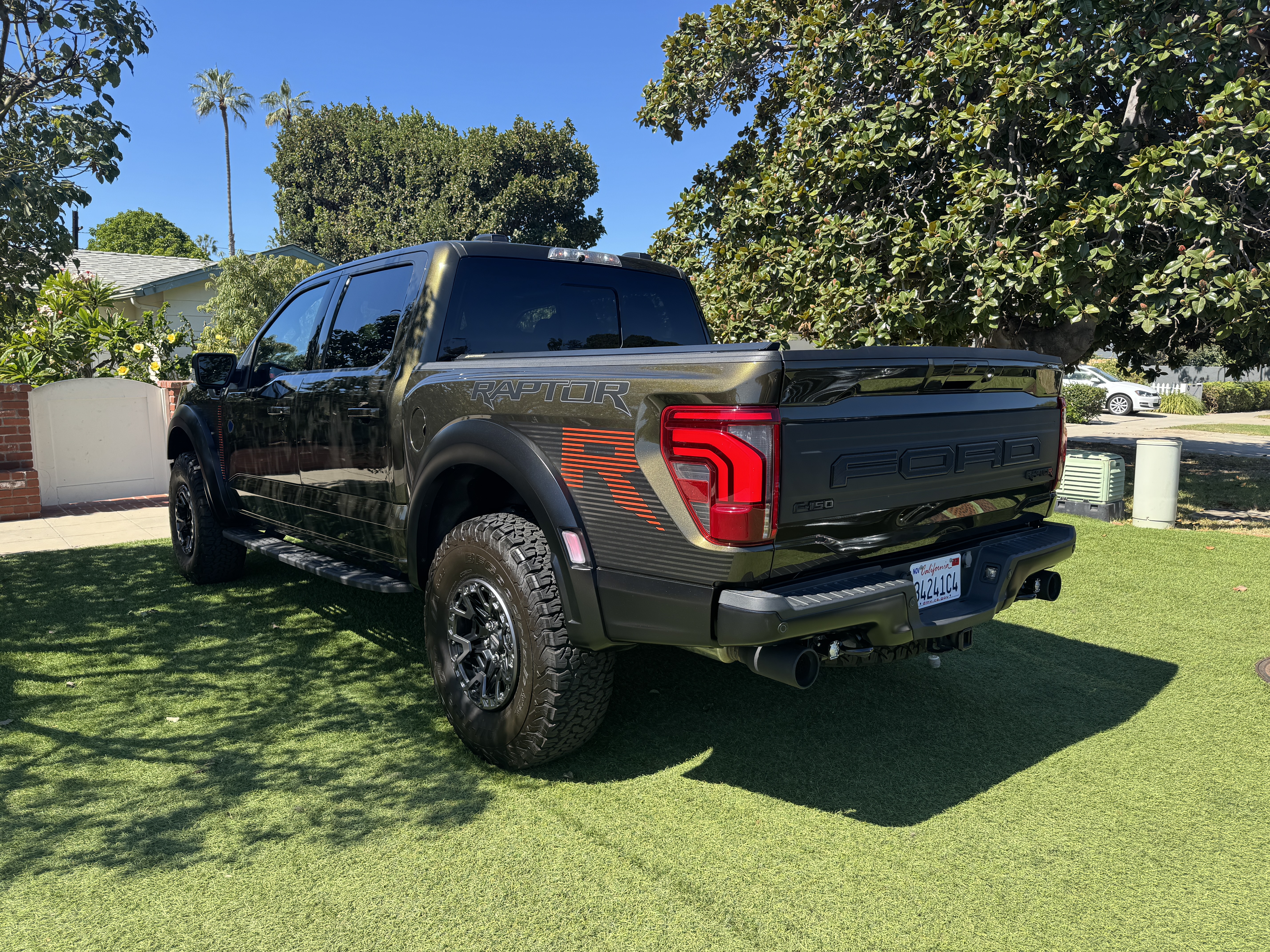Used 2024 Ford F150 Raptor w/ Equipment Group 803A Raptor R AWD/4WD image 2