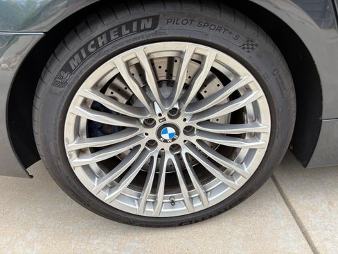 Used 2015 BMW M5 RWD image 29