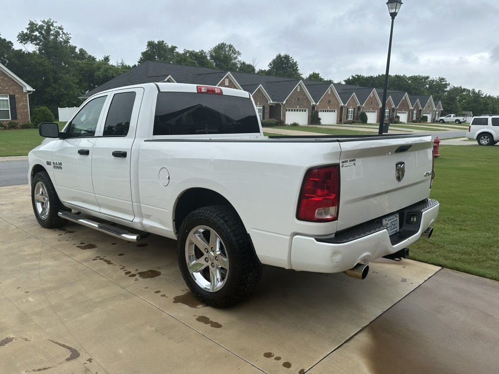 Used 2014 RAM 1500 Express AWD/4WD image 8