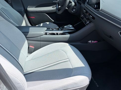 Used 2022 Hyundai Sonata SE image 5