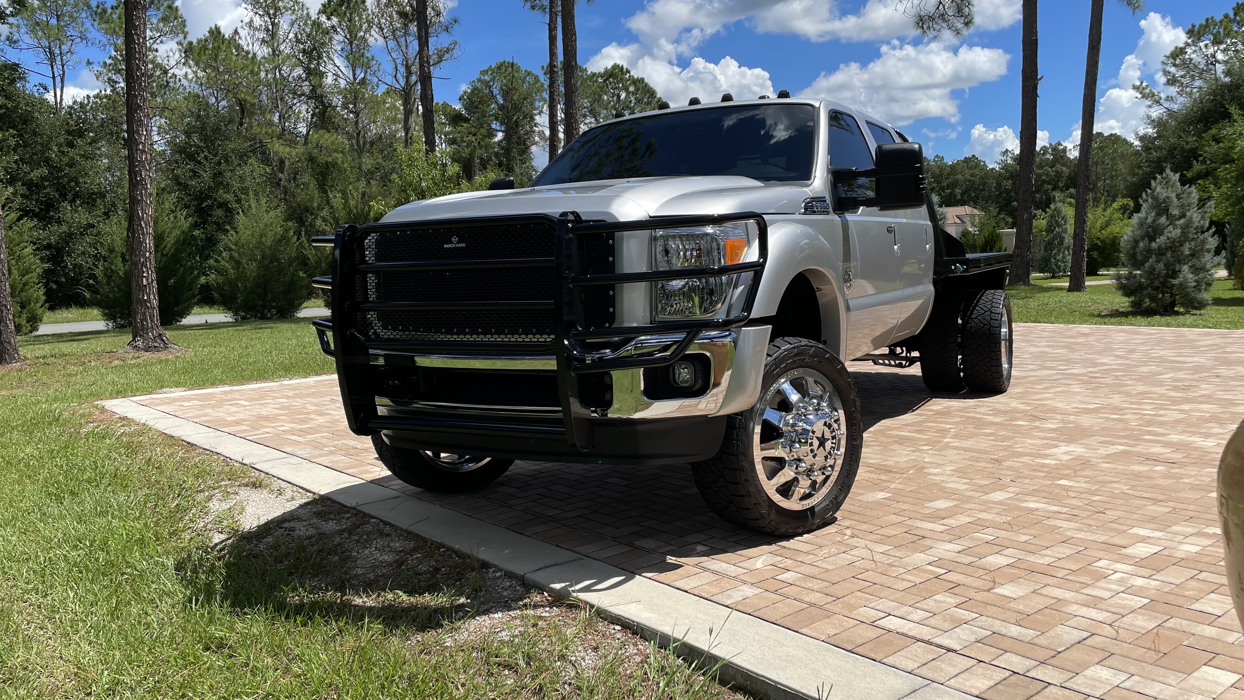 Used 2016 Ford F350 Lariat w/ Lariat Ultimate Package AWD/4WD image 9