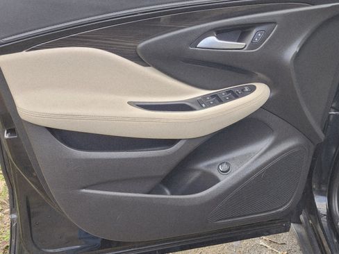 Used 2020 Buick Envision Preferred image 17