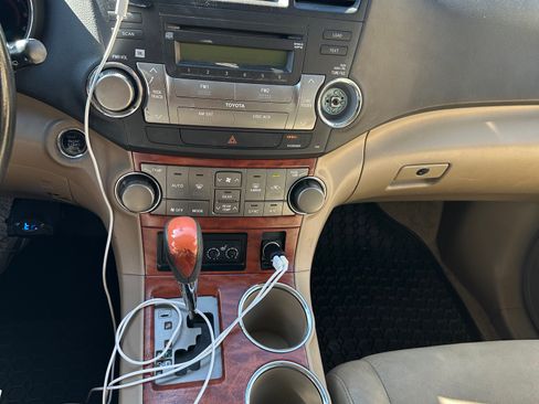 Used 2009 Toyota Highlander Limited image 11