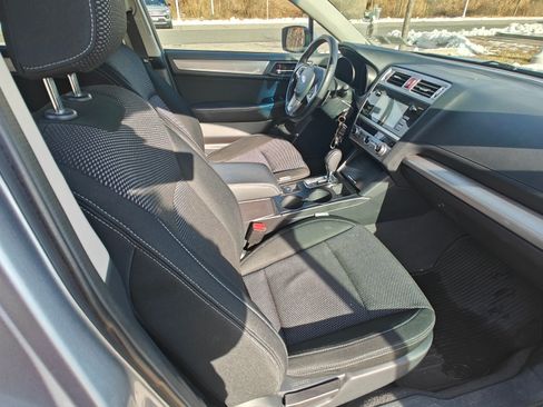 Used 2015 Subaru Outback 2.5i Premium image 12