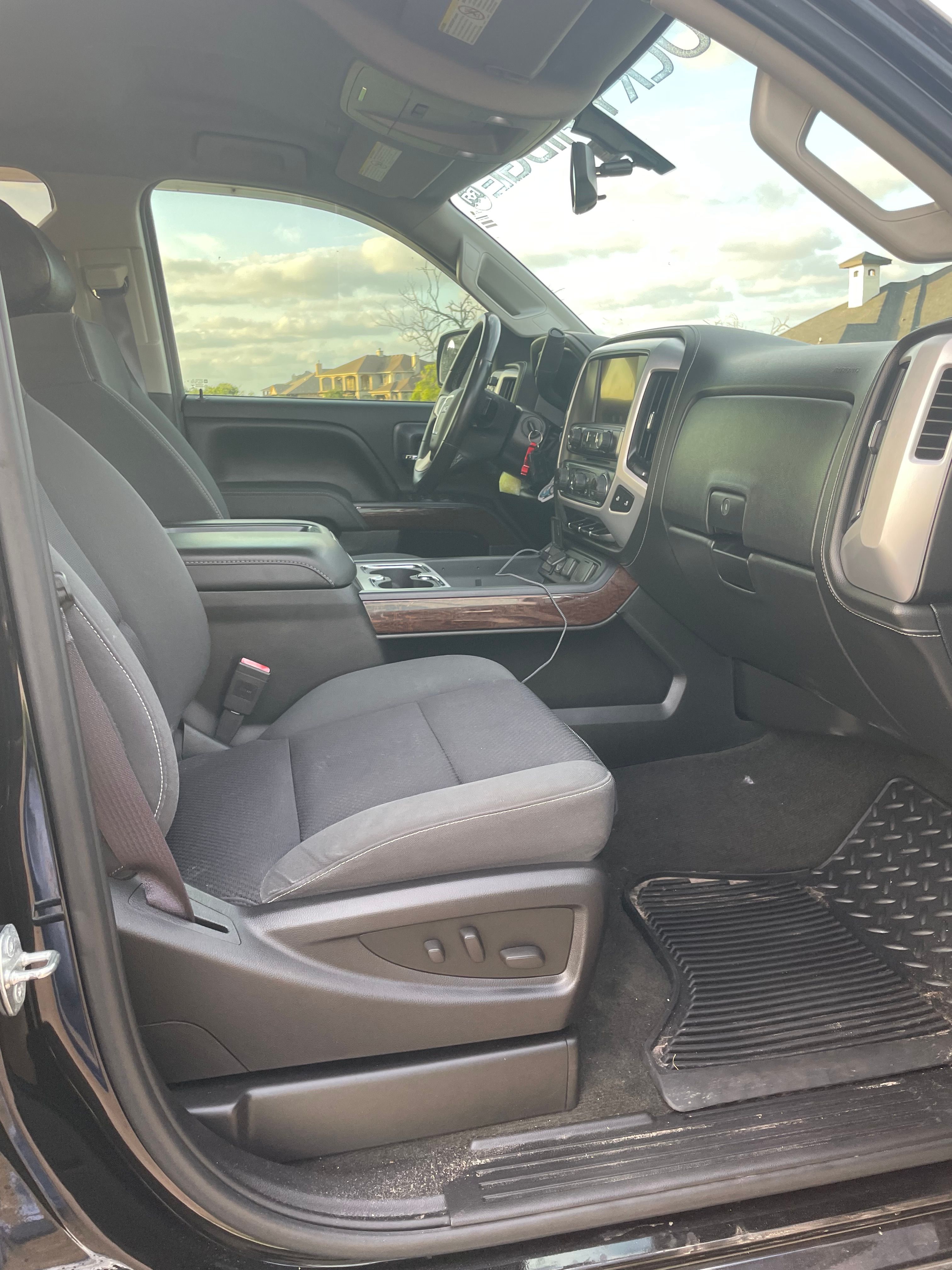 Used 2015 GMC Sierra 2500 SLE w/ SLE Preferred Package AWD/4WD image 13