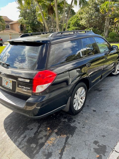Used 2008 Subaru Outback 2.5i Limited L.L. Bean AWD/4WD image 5
