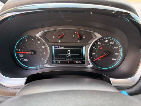 Used 2018 Chevrolet Traverse LT AWD/4WD image 17