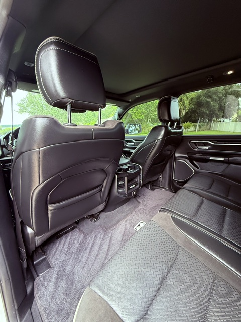 Used 2019 RAM 1500 Laramie RWD image 21