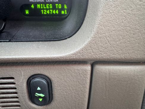 Used 2005 Mercury Mountaineer Premier image 18