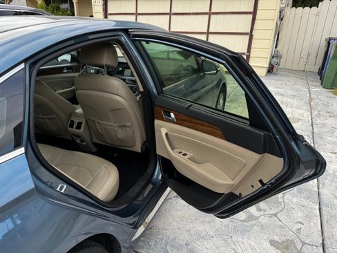 Used 2015 Hyundai Sonata Limited w/ Option Group 06 image 11