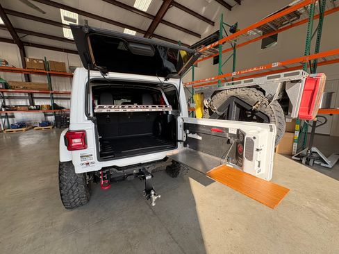 Used 2021 Jeep Wrangler Unlimited Rubicon image 13