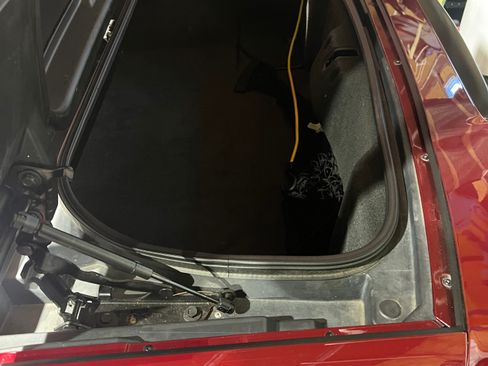 Used 2007 Chevrolet Corvette Convertible w/ Performance Package image 6