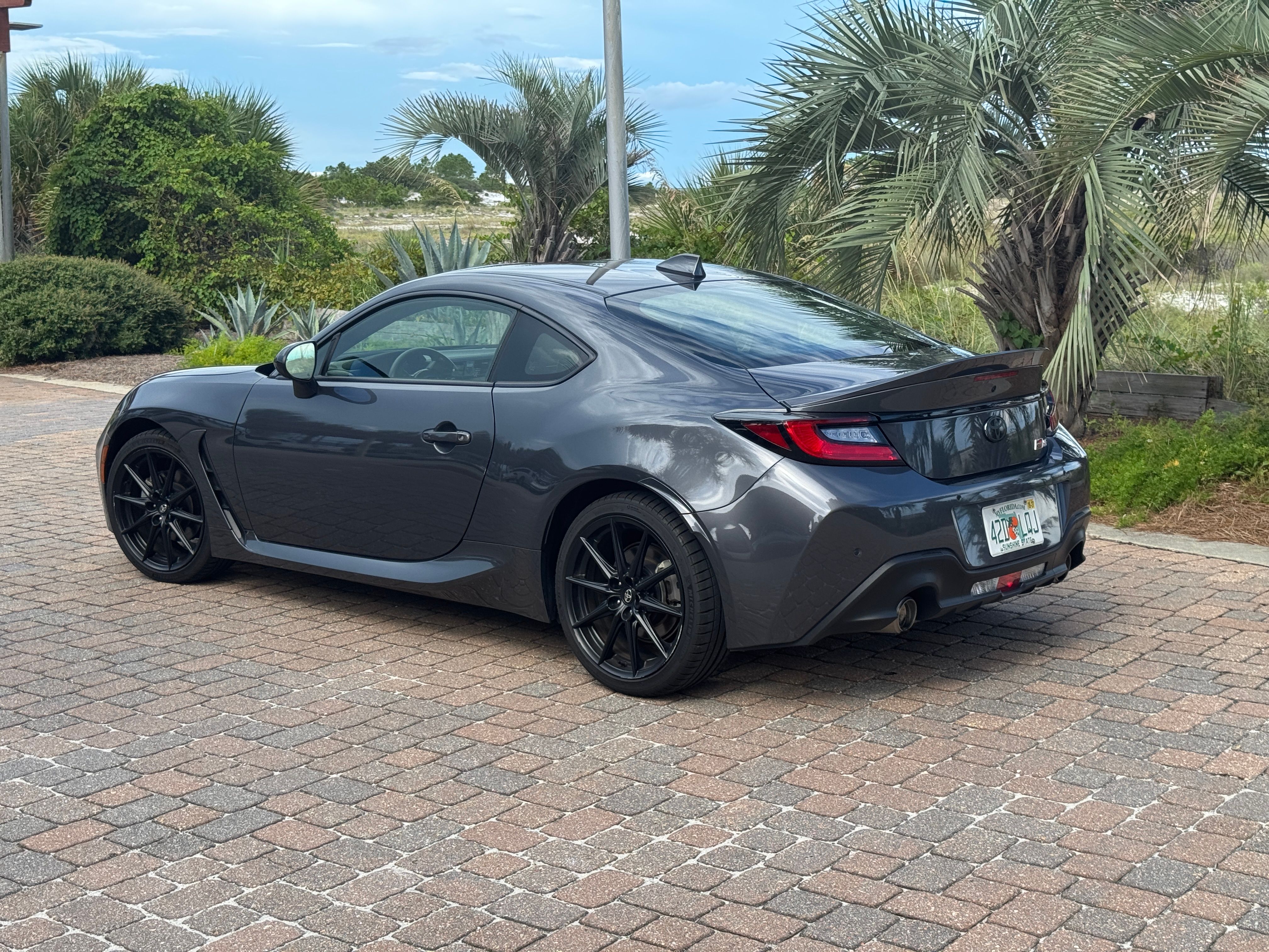 Used 2024 Toyota GR86 Premium RWD image 18