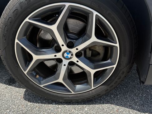Used 2018 BMW X1 sDrive28i FWD image 18