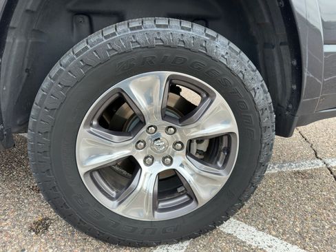 Used 2019 RAM 1500 Limited image 9