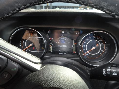 Used 2018 Jeep Wrangler Unlimited Sport S image 16