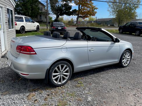 Used 2013 Volkswagen Eos image 9