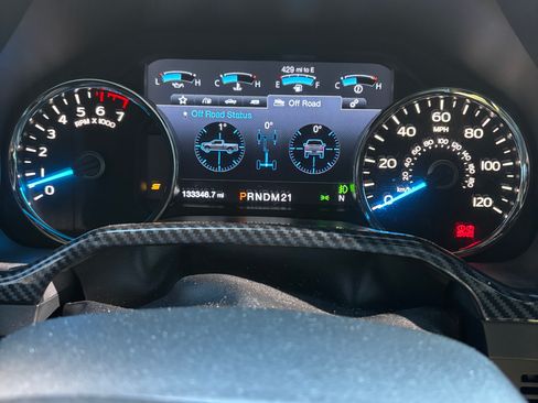 Used 2017 Ford F150 Lariat image 27