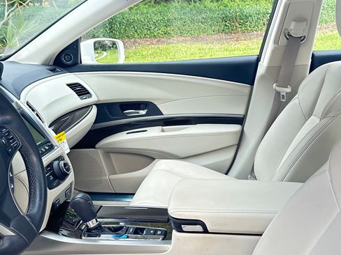 Used 2017 Acura RLX Technology Pkg Sedan 4D image 11