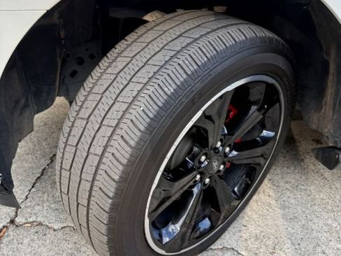 Used 2022 Ford Expedition Max Limited image 6