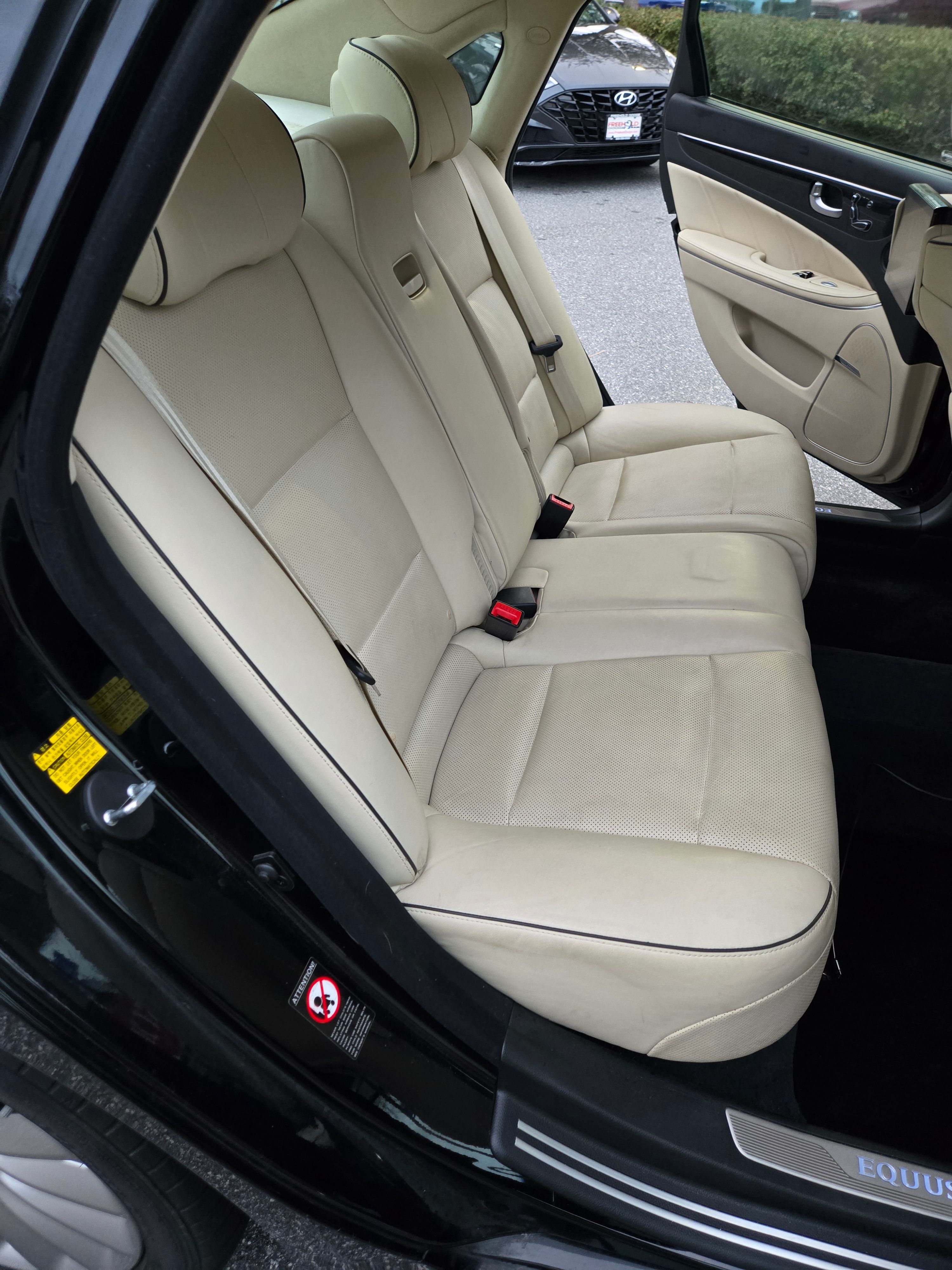 Used 2014 Hyundai Equus Ultimate RWD image 12