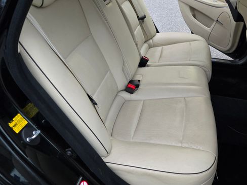 Used 2014 Hyundai Equus Ultimate image 12