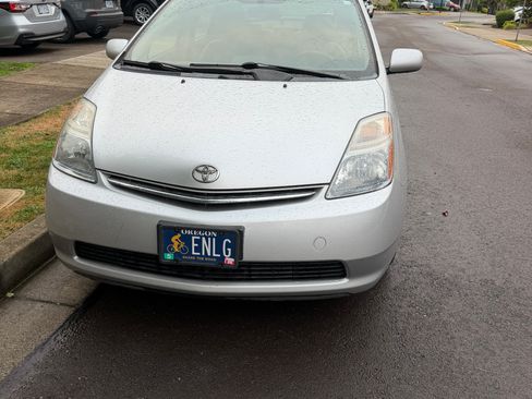 Used 2006 Toyota Prius FWD image 2