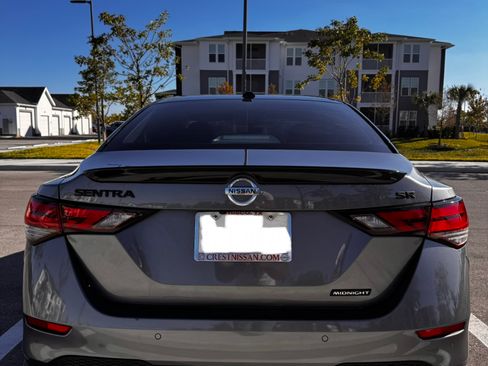 Used 2023 Nissan Sentra SR w/ Midnight Edition Package image 6