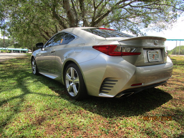 Used 2016 Lexus RC 200t w/ Accessory Package 2 RWD image 5