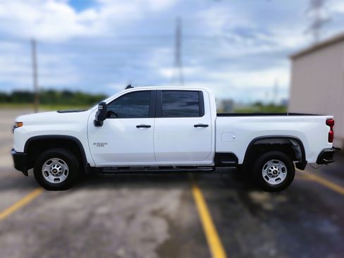 Used 2022 Chevrolet Silverado 2500 W/T w/ WT Convenience Package image 4