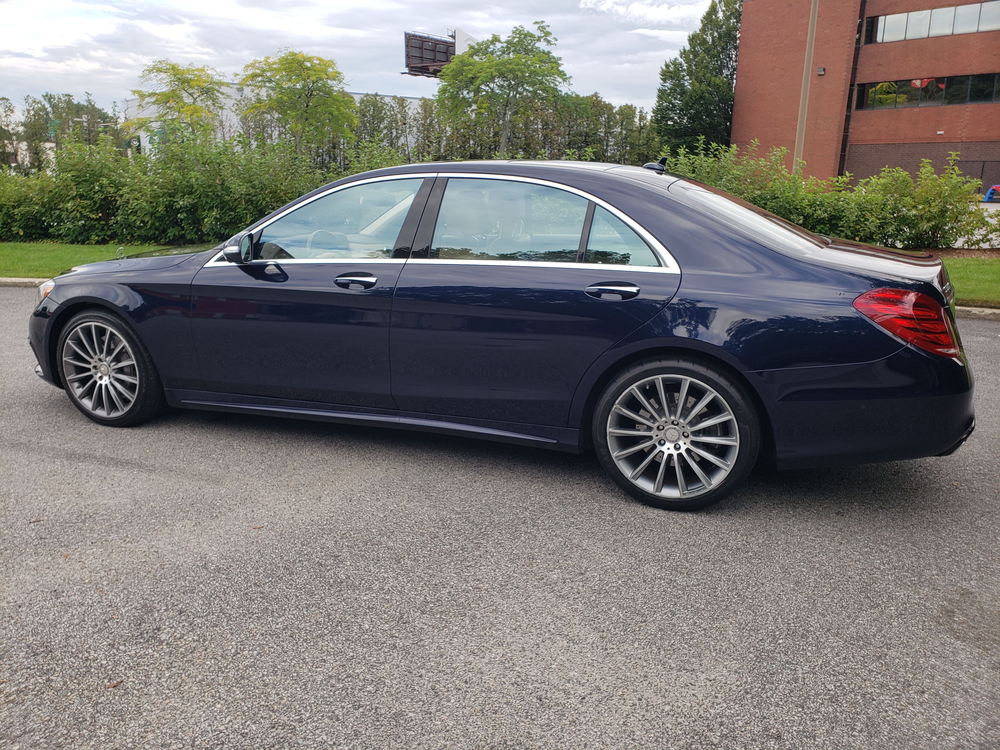 Used 2016 Mercedes-Benz S 550 4MATIC Sedan image 15