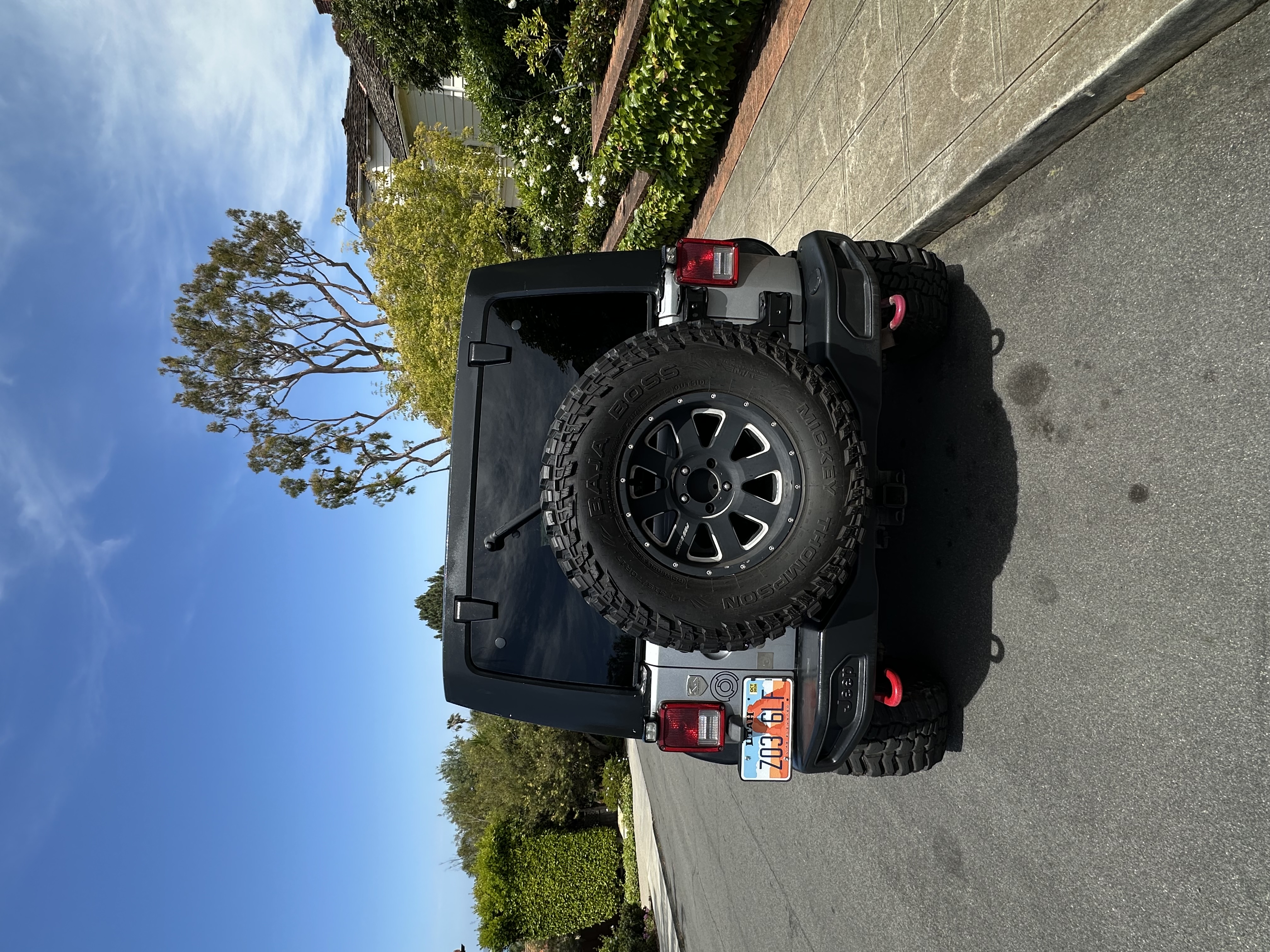 Used 2015 Jeep Wrangler Unlimited Rubicon AWD/4WD image 5