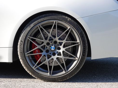 Used 2019 BMW M4 Convertible w/ Competition Package image 15