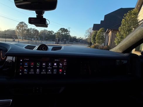 Used 2024 Porsche Cayenne Turbo GT image 23