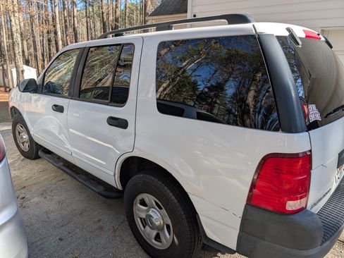 Used 2003 Ford Explorer Sport XLS image 4