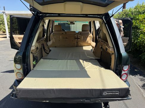 Used 2011 Land Rover Range Rover HSE AWD/4WD image 15