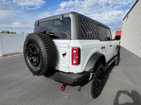 Used 2024 Ford Bronco Wildtrak image 8