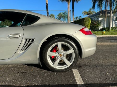 Used 2006 Porsche Cayman S image 10